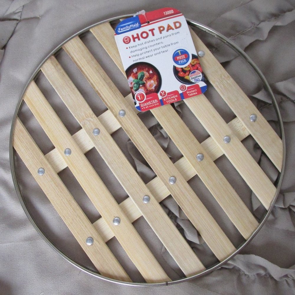 NWT new bamboo trivet